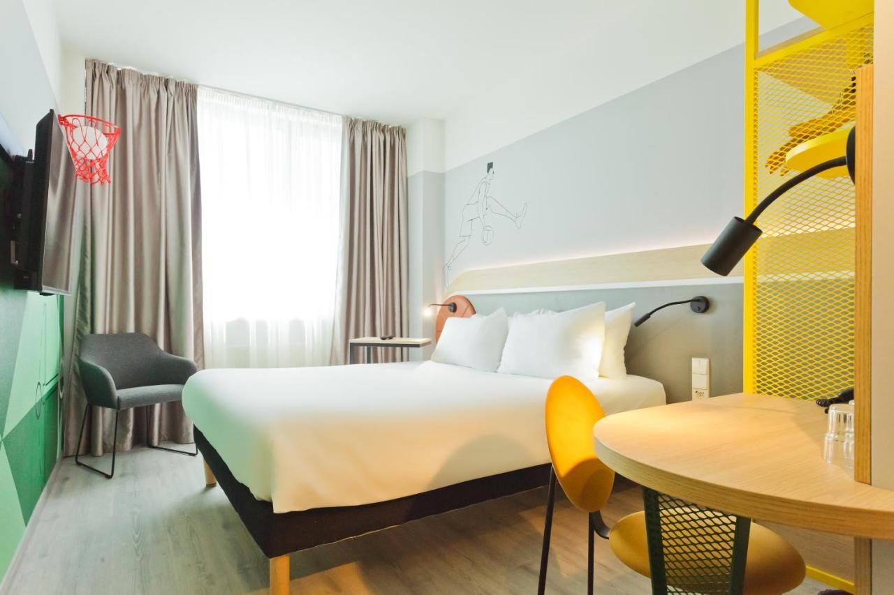 Double Room,1403699720:JPEG